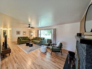 TV connectée, cheminée