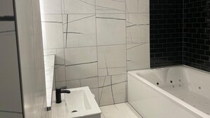 Unclassified image, 3 of 6, button - 
Cosy & Modern 1 Bed Apartment (Orpington)