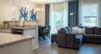 Feels Like Home! Columbia near Fort Jackson - Perfect for Families - Sleeps 6