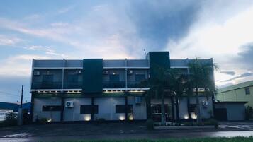 Fachada da propriedade