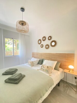 2 bedrooms, iron/ironing board, WiFi, bed sheets