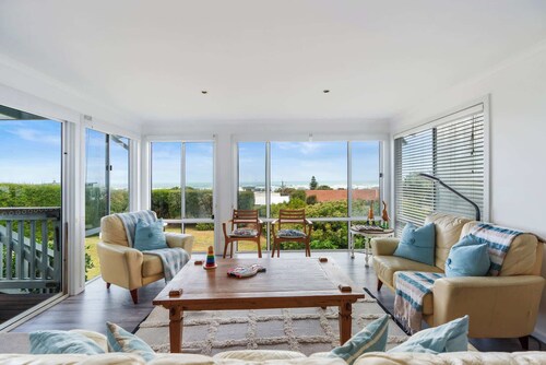 Seashells 63 Morrison Ave, Middleton - Linen Included