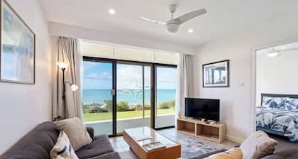 The Dolphins1 Beachfront 1-10 Strangways Tce