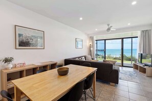 Téléviseur, lecteur de DVD