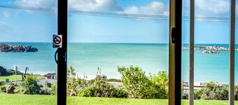 The Dolphins1 Beachfront  1-10 Strangways Tce