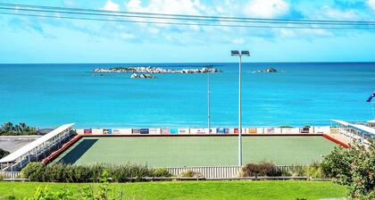 The Dolphins1 Beachfront  1-10 Strangways Tce