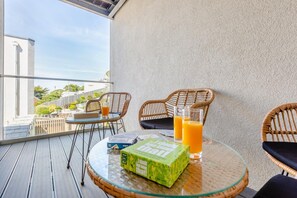 Dining - 2 Bed in Woolacombe (oc-s29812) (Woolacombe)