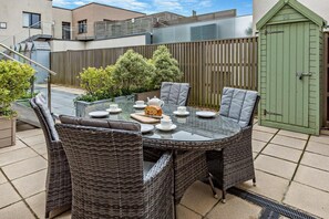 Outdoor dining - 2 Bed in Woolacombe (oc-b29816) (Woolacombe)