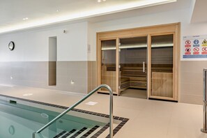 Indoor pool - 2 Bed in Woolacombe (oc-m29811) (Woolacombe)
