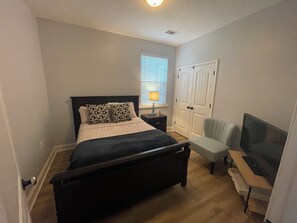 4 sovrum, strykjÀrn/strykbrÀda, wi-fi och sÀngklÀder