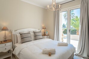 5 soveværelser, strygejern/strygebræt, internetforbindelse, sengetøj