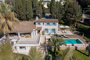 Exterior - Villa Lumiere Royale (Cannes)