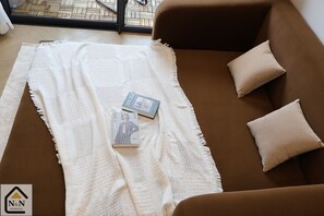 Interior - 2-bedroom apartment in fabulous Hồ Chí Minh with fitness room, WiFi (Ho Chi Minh)