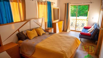 3 bedrooms, WiFi, bed sheets