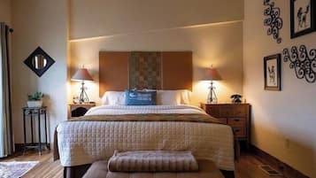 Deluxe Suite, Balcony, Valley View