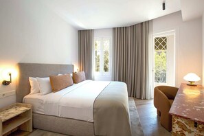 4 bedrooms, desk, iron/ironing board, free WiFi - Sweett | The Diagonal Suites III (Barcelona)