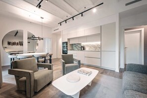 Interior - Sweett | The Diagonal Suites VI (Barcelona)