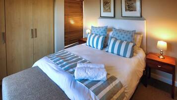 Comfort Apartment, Garden View | 2 bedrooms, iron/ironing board, cots/infant beds, free WiFi