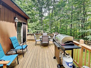 House (4 Bedrooms) | Property amenity - Almost Bearadise by Taylor Made Deep Creek (Swanton)