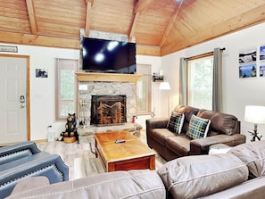 Property amenity - Almost Bearadise by Taylor Made Deep Creek (Swanton)