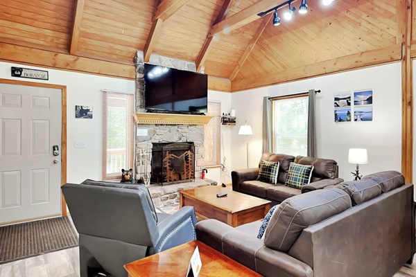 House (4 Bedrooms) | Property amenity