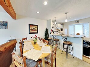 開放式客房 (3 Bedrooms) | 住宿設施服務
