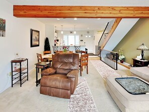 Studio (3 Bedrooms) | Équipement de l’hébergement