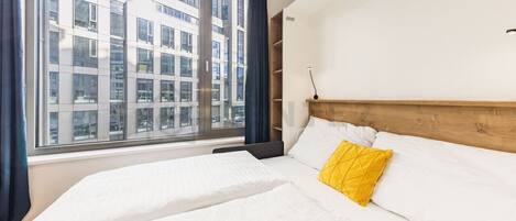 1 chambre, bureau, Wi-Fi, draps fournis