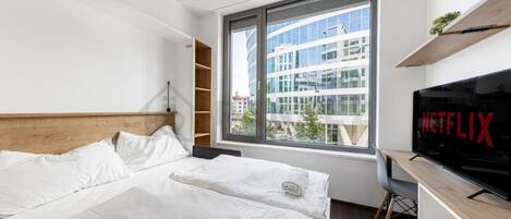 1 bedroom, desk, WiFi, bed sheets