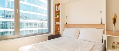 Desk, WiFi, bed sheets