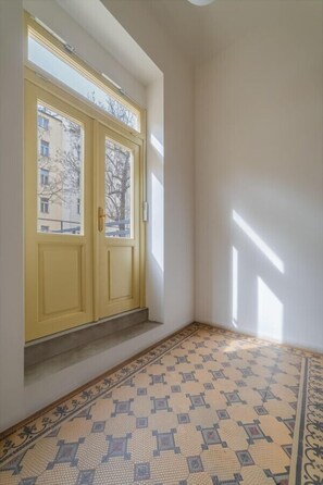 Interior - Urban City Center Deer Suite (Prague)