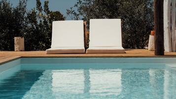 Outdoor pool, sun loungers