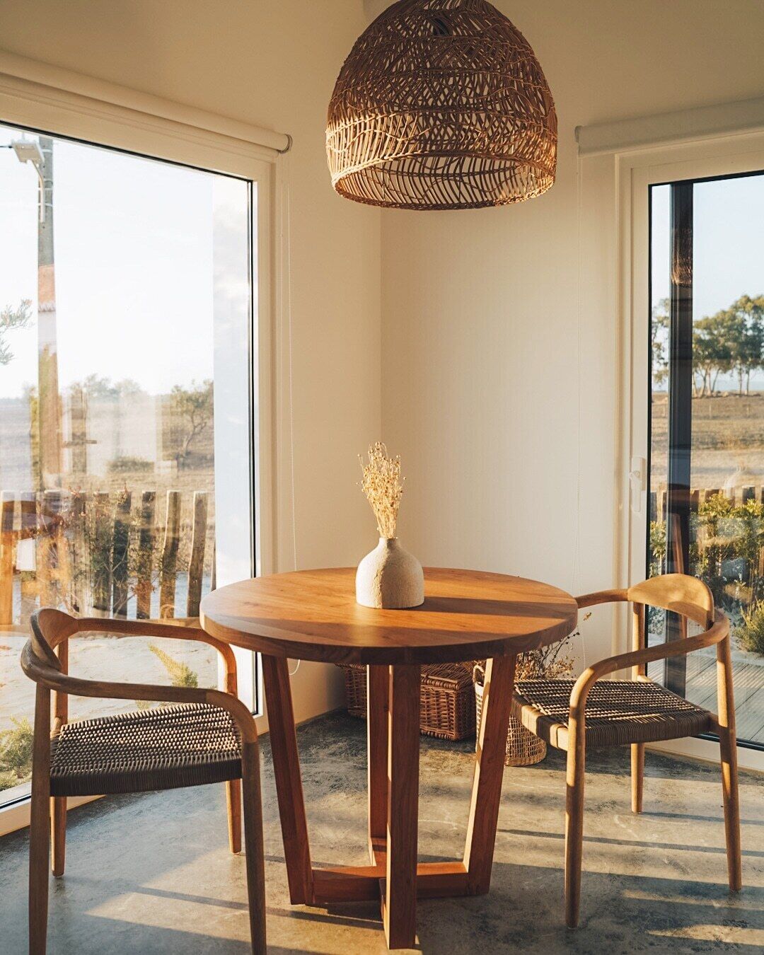 Superior Cottage, 1 Bedroom, Private Pool, Beachside | Living area | TV, fireplace, books