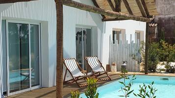 Family Cottage, 2 Bedrooms, Private Pool, Beachside | Terrace/patio