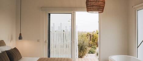 免费 WiFi、床单