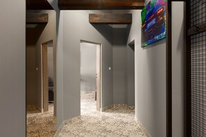 Interior - Karlovy Charme Inn: Deluxe 1BR Apt No.634 (Karlovy Vary)