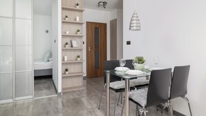 Unclassified image, 3 of 30, button - Apartment With Parking by Renters (Kraków)