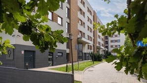 Unclassified image, 2 of 30, button - Apartment With Parking by Renters (Kraków)