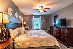 Apartment, Multiple Beds, Balcony (Sunny Memories) | 3 bedrooms, individually decorated, individually furnished - Sunny Memories Resort 3 BR (Gulf Shores)