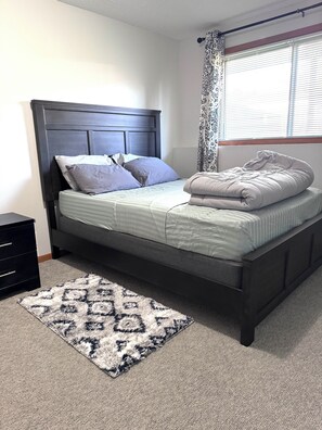 3 bedrooms, iron/ironing board, free WiFi, bed sheets