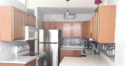 Cozy and Charming Amber Valley Haven in Fargo