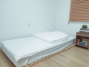 3 bedrooms, WiFi, bed sheets