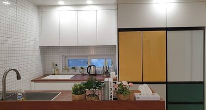 3-bedroom Urban Hideaway in enjoyable Suwon-si