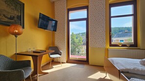 Comfort Room | Living area - Pension Weiße Rose I Frühstück Parkplatz (Bad Elster)