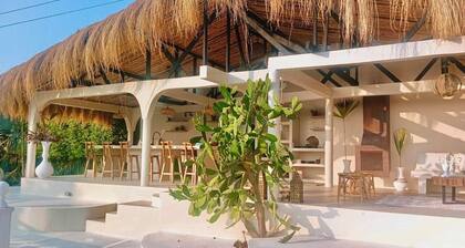 Villa Espectacular en el corazón del Eje Cafetero , rodeado de montañas y cafe..