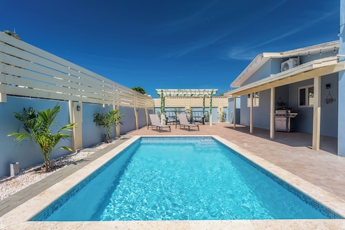 Amazing Villa Near to the Beach