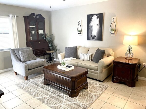 Smart-tv, eldstad och tv-spel