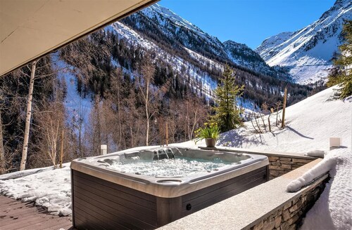 Luxury Apartment, 2 Bedroom Chalet Rahas A Grimentz - By Mrs Miggins