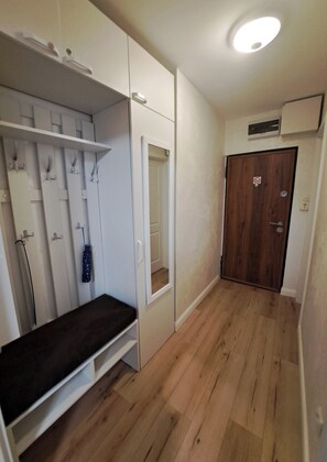 Comfort Apartment, 2 Bedrooms, Kitchen, Garden View