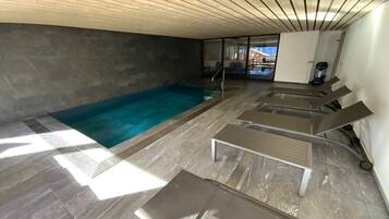 Piscine couverte